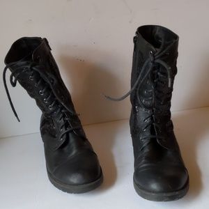 Gotta Flurt black sequinned boots-sz 10